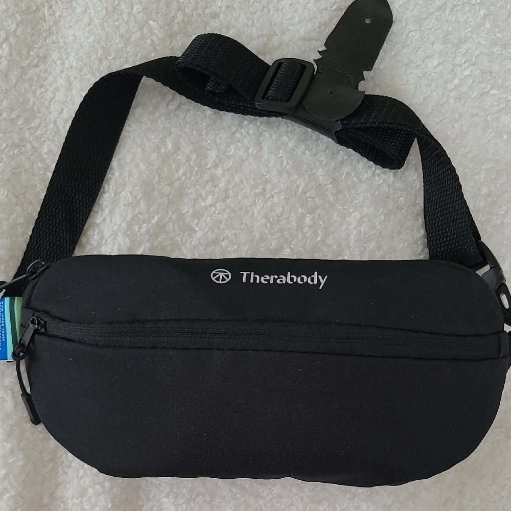 Therabody Black Travel Bag with Adjustable Strap